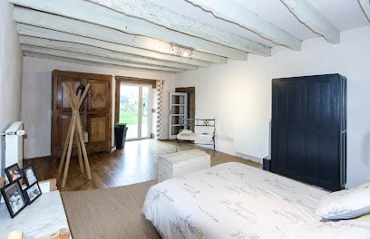 Grande Chambre Au Calme, Chambre d'Hôtes à Gévezé