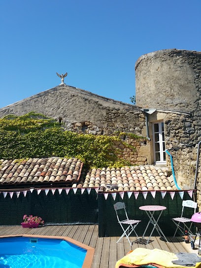 Kestrel's Loft Apartment, Maison d'Hôtes à Gensac