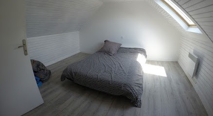 Gîte Du 266 Moulin De Kersabiec, Location de Vacances à Plounévez-Lochrist