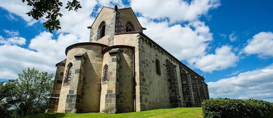 Bed and Breakfast Le Peyroux Auvergne, Chambre d'Hôtes à Montcel