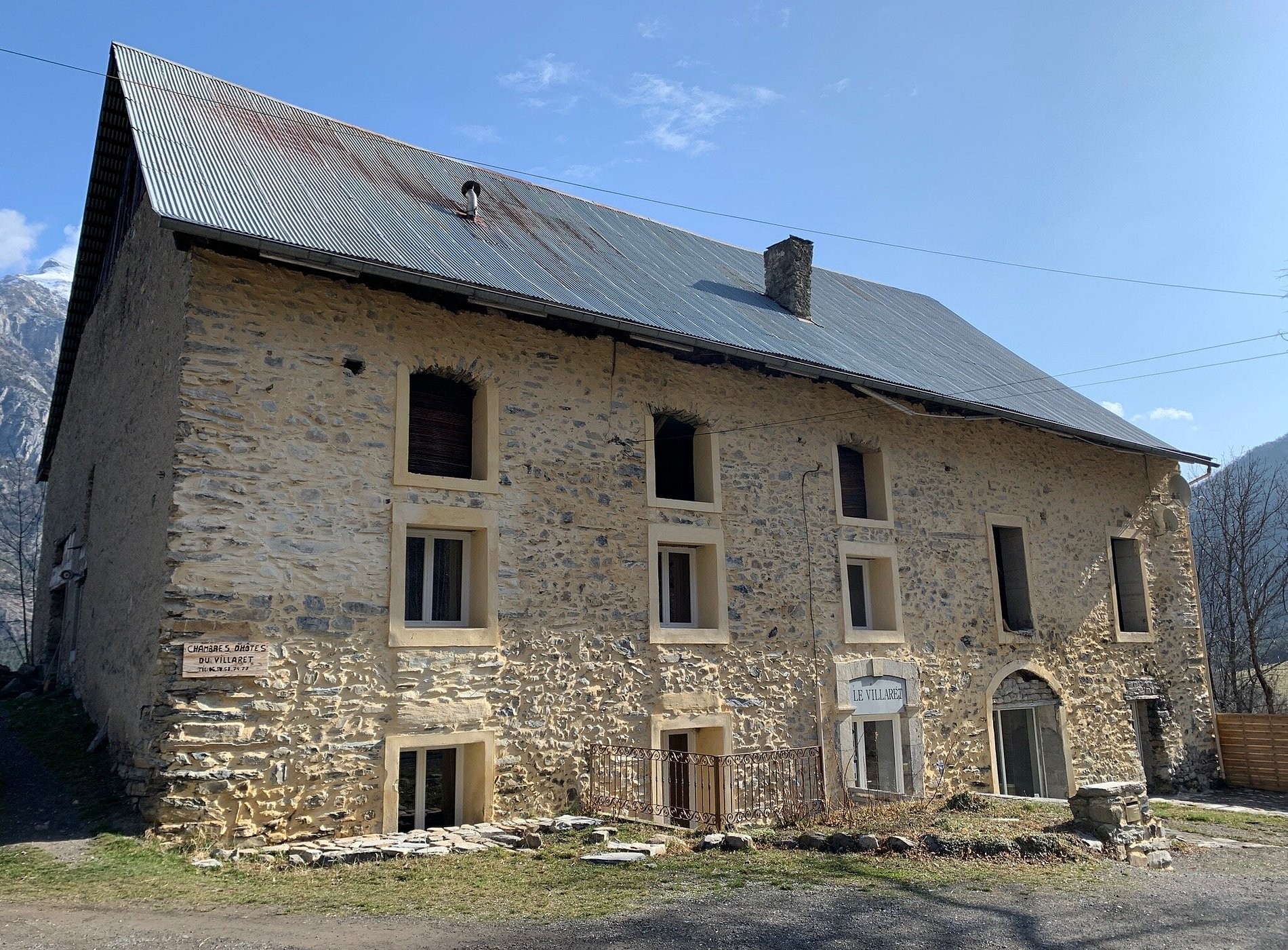 Chambres d'hôtes du Villaret, Chambre d'Hôtes à Ubaye-Serre-Ponçon