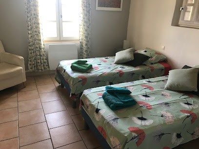 La Bastide De L’Olivier, Location de Vacances à Flassan