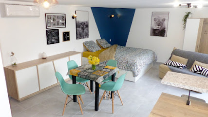 Le Studio Jaune Location De Vacances à Eyragues