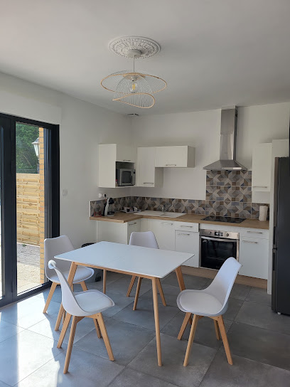 Gite 4-6 Personnes, Location De Vacances à Dompierre-Becquincourt
