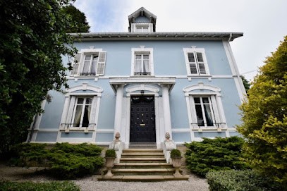 La Maison Bleue La Charade, Chambre d'Hôtes à Bayecourt