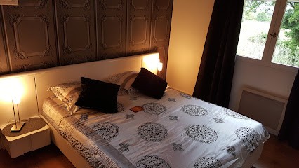 Le Clos Des Pins, Chambre d'Hôtes à Villeneuve-sur-Lot
