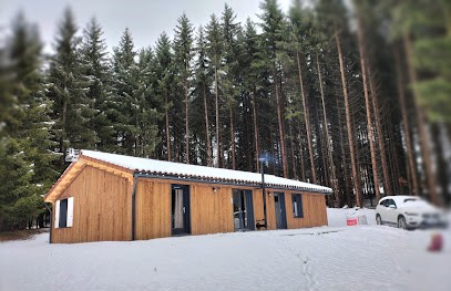 Le Chalet D'ANAÉLIO, Location de Vacances au Lac-d'Issarlès
