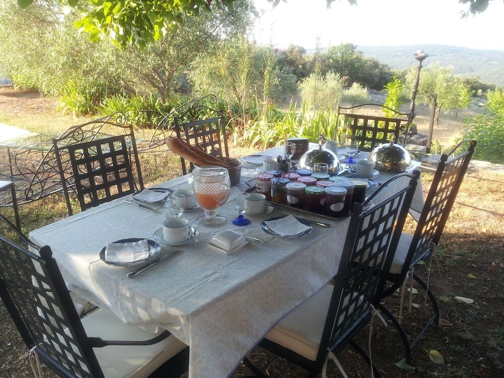 Chambres d'Hôtes de Roubiès, Chambre d'Hôtes à Mons