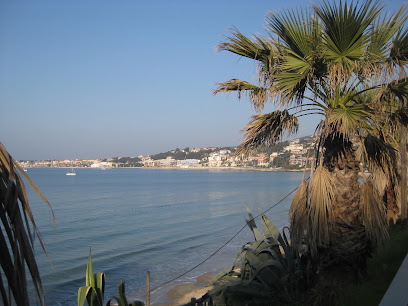 Les Terrasses De La Plage Dorée, Location De Vacances à Sanary-sur-Mer