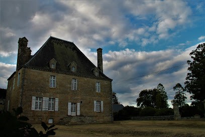 Chambres d'hôtes du Château de Trégarantec, Chambre d'Hôtes à Mellionnec