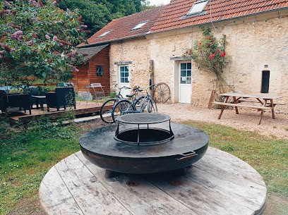Chez Tombivouac, Chambre d'Hôtes à Pierrefonds