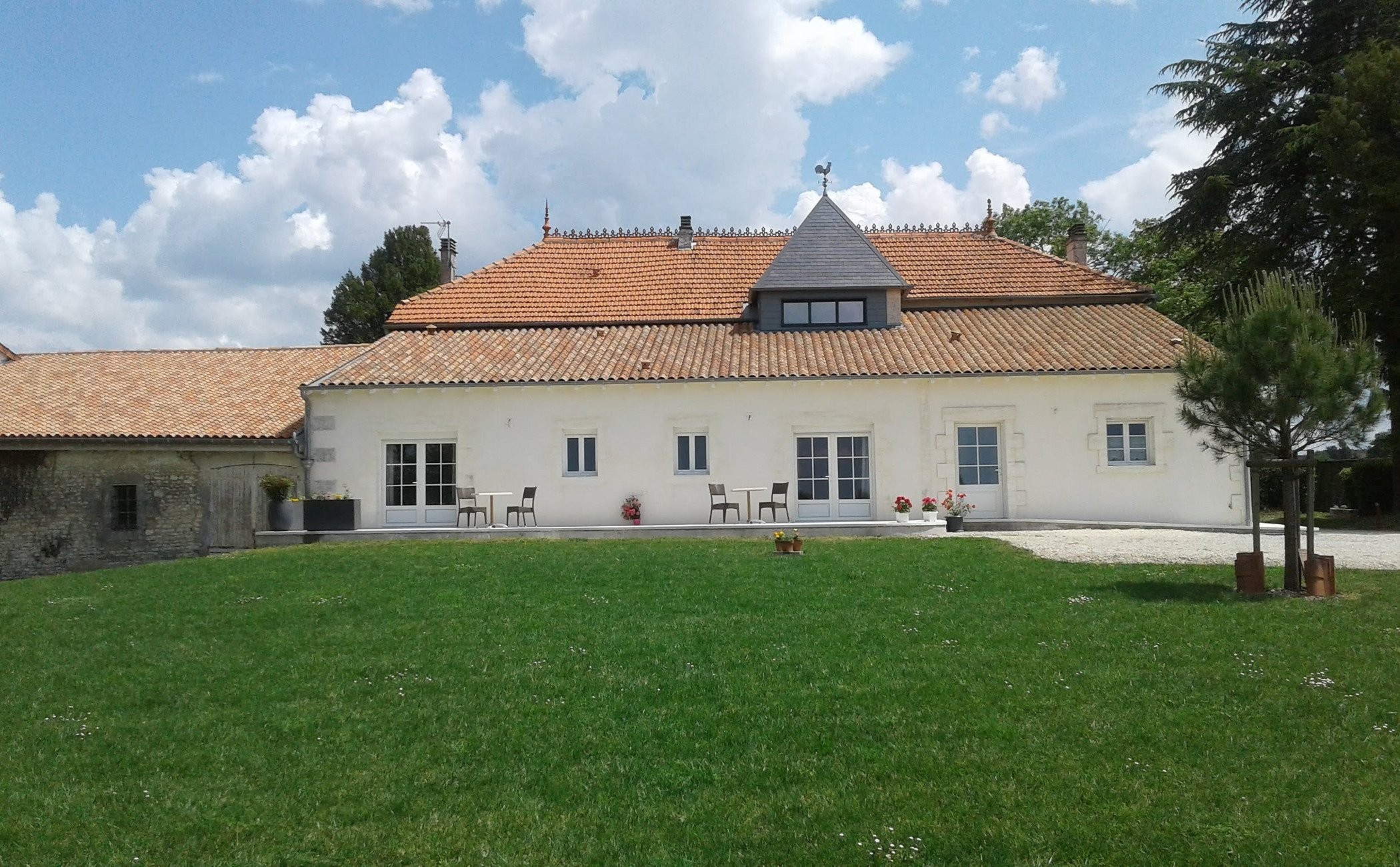 Domaine d'Arcalis, Chambre d'Hôtes à Archiac