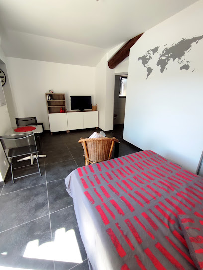 Studio "R" Homps, Location De Vacances à Homps