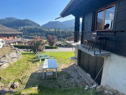 Chalet Cervo (Holiday Chalet), Location de Vacances à Montriond