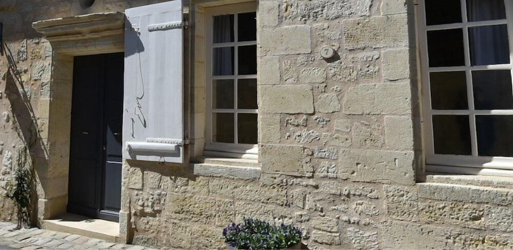 Logis des Cordeliers, Chambre d'Hôtes à Saint-Émilion