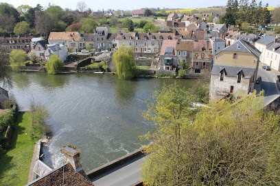 Le refuge des Alpes mancelles, Maison d'Hôtes à Fresnay-sur-Sarthe