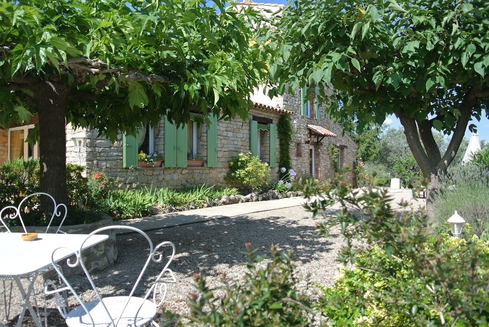 La Vieille Bastide, Chambre d'Hôtes à Flayosc