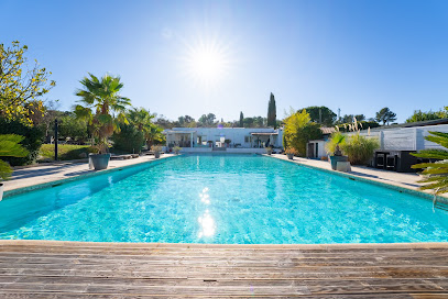 Domaine De La Sourco, Location De Vacances à Trans-en-Provence
