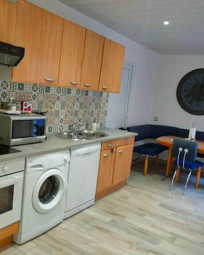 Gîte Le Chat D'oc, Location De Vacances à Quarante