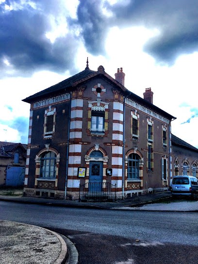 Ancien hôtel du lion d'Or, Chambre d'Hôtes à Simandre