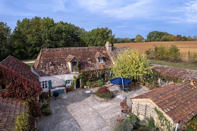 La Chaumiere, Chambre d'Hôtes à Val de Louyre et Caudeau