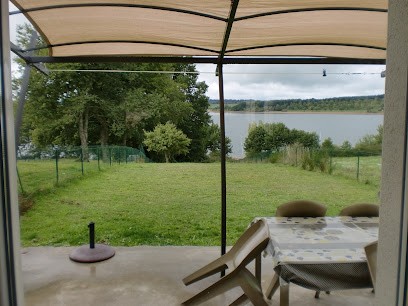La maison des plages, Location de Vacances à Salles-Curan