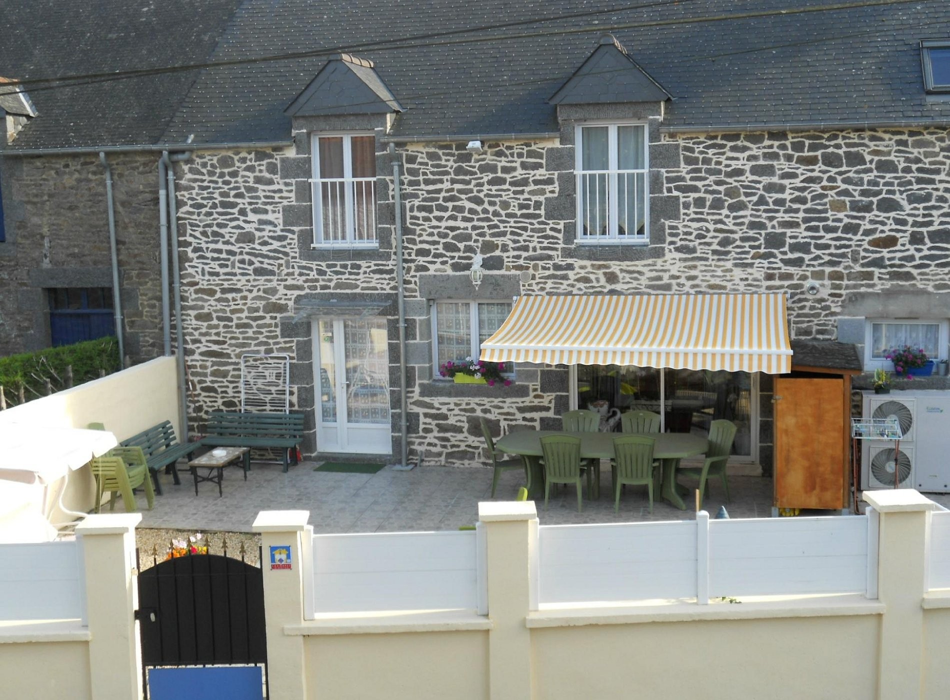 Chambres d'hôtes Le Vaujual, Chambre d'Hôtes à Lanhélin