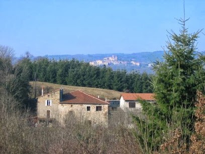 LA FERME DES RAZES, Chambre d'Hôtes à Alboussière