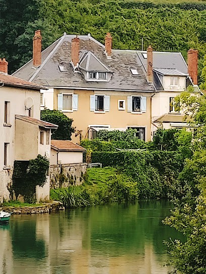Chambres d'hôtes Notre Paradis, Chambre d'Hôtes à Dun-sur-Meuse