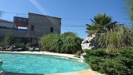 Le Chant Du Loup, Chambre d'Hôtes à Lavilledieu