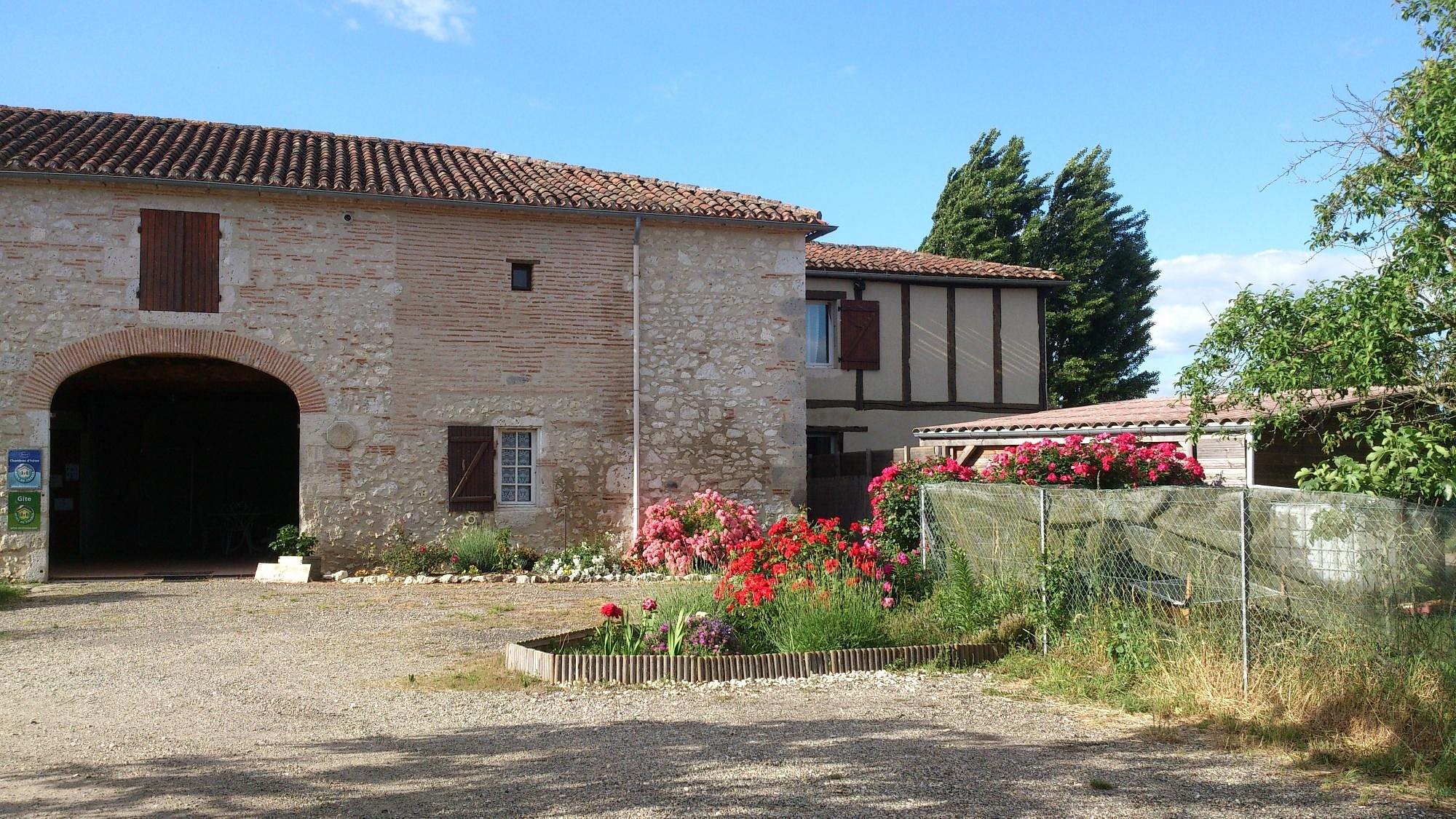 The Lime trees of the Greenway, Chambre d'Hôtes à Feugarolles