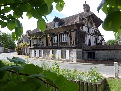 Le Vieux Logis d'Acquigny, Chambre d'Hôtes à Acquigny