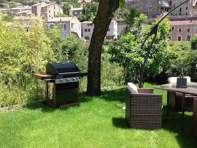 Livesi Lodge, Location De Vacances à Olivese