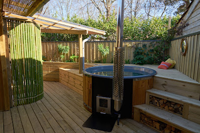 L'îlot Du 9 - Cabane & Spa Location De Vacances à Hourtin