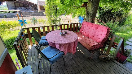 The Caravan Of Lola, Chambre d'Hôtes à La Celle