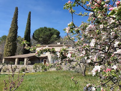 Les Logis de Paban - MACCABE Séverine, Chambre d'Hôtes à Crestet