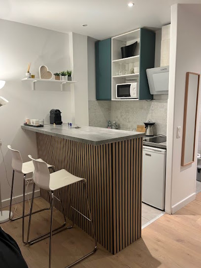 Location Meublée Abbesses Montmarte, Location De Vacances à Paris 18