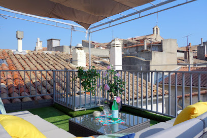 Arles Holiday - La Terrasse, Location De Vacances à Arles
