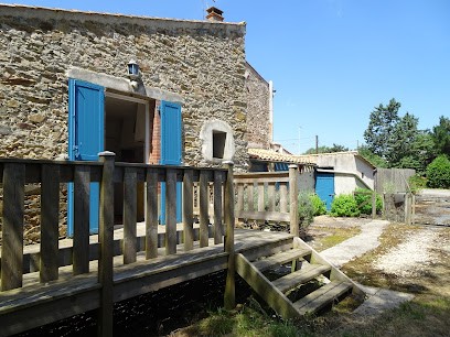 Le Puy Babin : Chambre D'hôtes - Table D'hôtes - Gîte Rural - Aire Naturelle De Camping, Chambre d'Hôtes à Saint-Mathurin