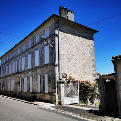 Le Bonheur, Chambre d'Hôtes à Hiersac