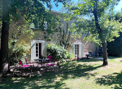 Les Chambres De Louin Chambre D'hôtes à Louin