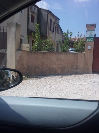 La Chardonneraie, Chambre d'Hôtes à Maillane