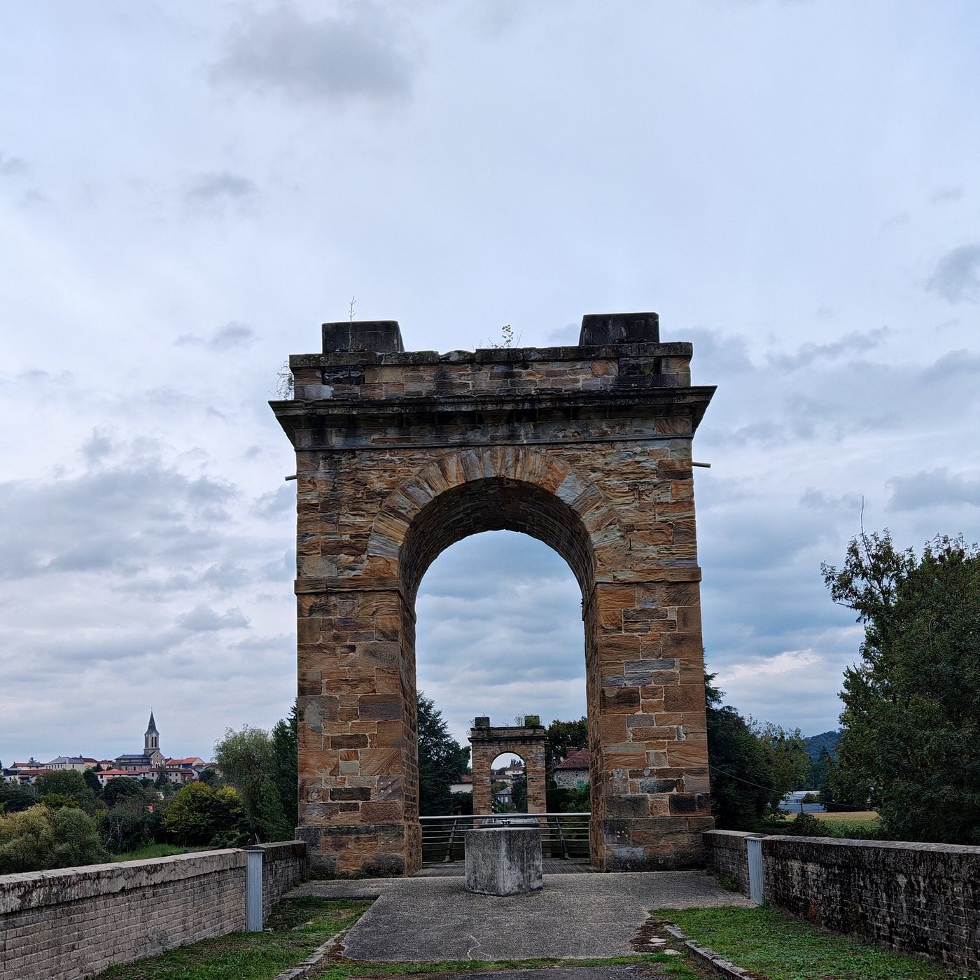 Gîte Du Pont De Livinhac, Chambre d'Hôtes à Livinhac-le-Haut