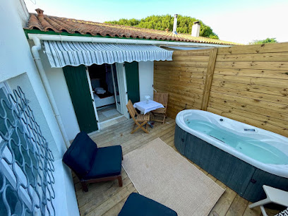 La Parenthaise - Chambres De Charmes & Love Room Sur L'île De Ré, Chambre D'hôtes au Bois-Plage-en-Ré