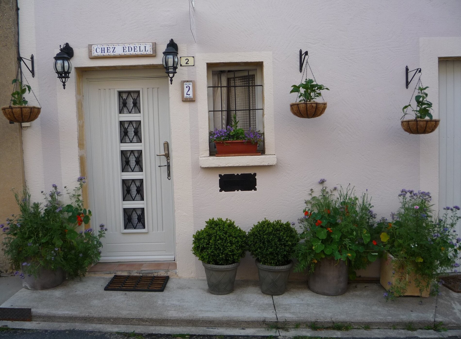 Chez Edell Chambres d'Hotes, Maison d'Hôtes à Monpazier
