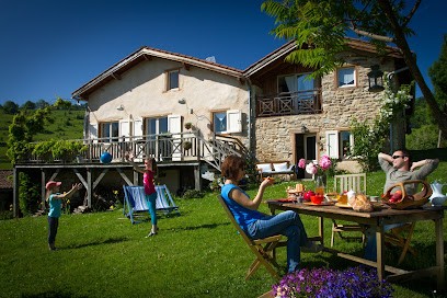 Les Terrasses de Génat, Chambre d'Hôtes à Esplas-de-Sérou