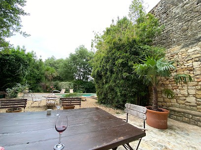 La Maison Des Lauriers, Maison d'Hôtes à Arpaillargues-et-Aureillac