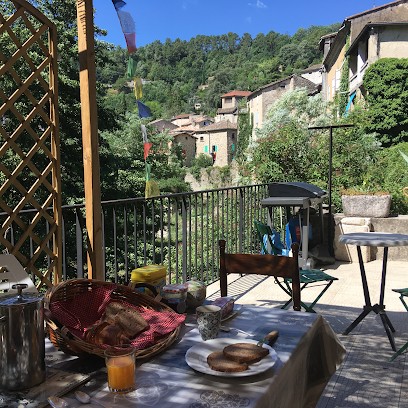 La Mascotte En Ardèche, Chambre d'Hôtes à Largentière