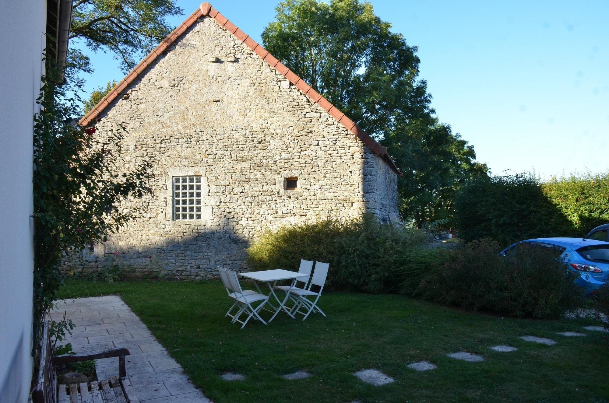 Ferme du Pigeonnier, Chambre d'Hôtes à Montceau-et-Écharnant