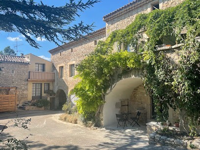 Le Mas de la Pouzolle, Chambre d'Hôtes au Garn